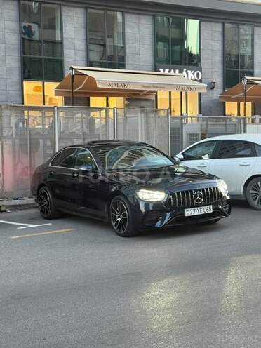Mercedes E 300-1