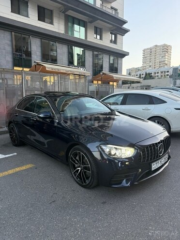Mercedes E 300-3