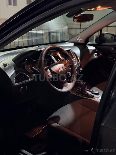 Chevrolet Cruze-6