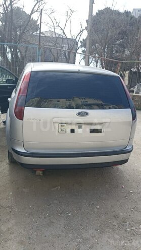 Ford Focus-2