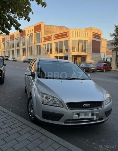 Ford Focus-14