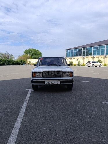 LADA (VAZ) 2107-1