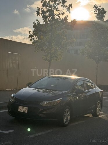 Chevrolet Cruze-1