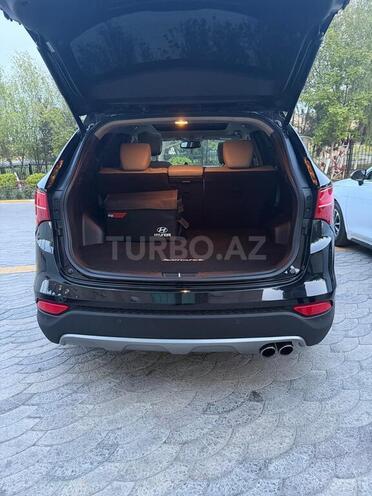 Hyundai Santa Fe-10