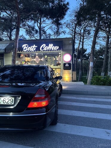 Mercedes E 240-7
