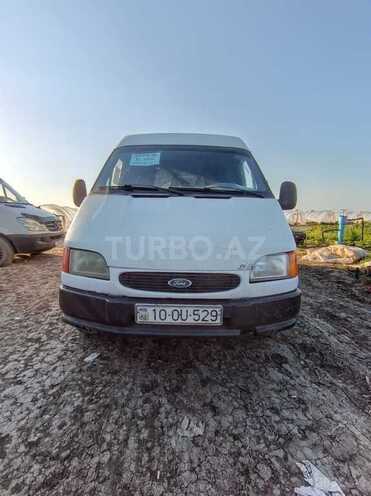 Ford Transit-3