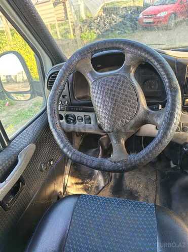 Ford Transit-13
