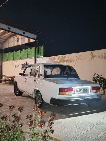 LADA (VAZ) 2107-5