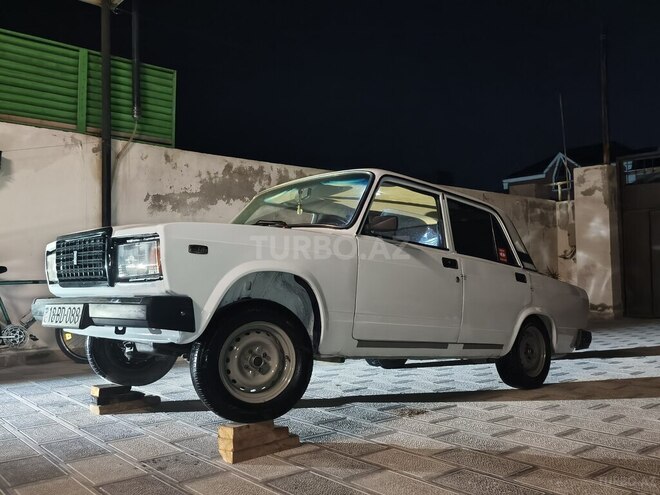 LADA (VAZ) 2107-10