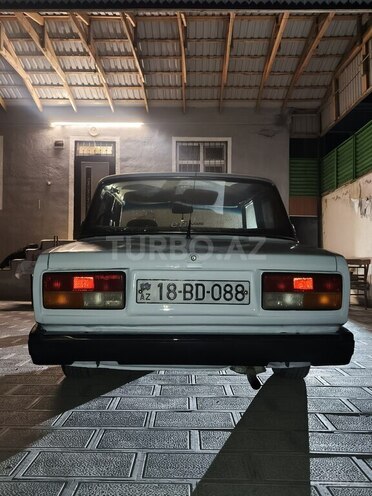 LADA (VAZ) 2107-15