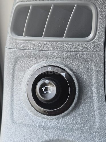 Ford Transit-11
