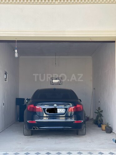 BMW 528-2