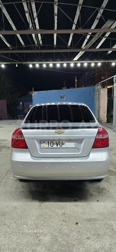 Chevrolet Aveo-2