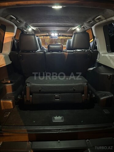 Mitsubishi Pajero-12