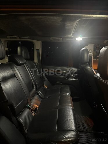 Mitsubishi Pajero-11