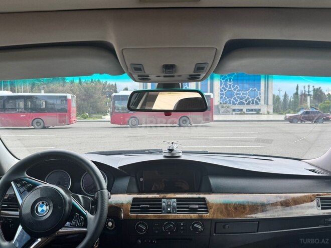 BMW 530-5