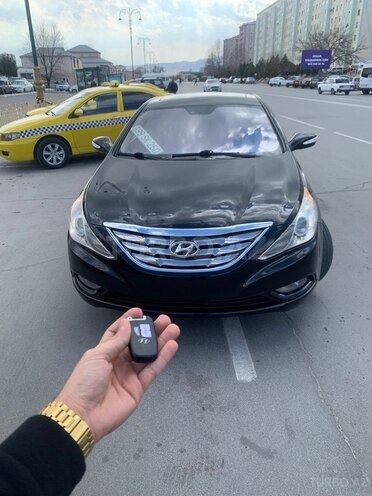 Hyundai Sonata-3
