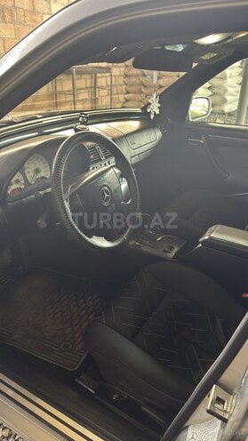 Mercedes C 180-2