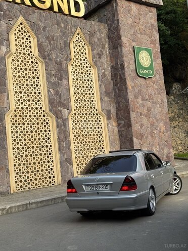 Mercedes C 180-5