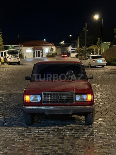 LADA (VAZ) 2107-1
