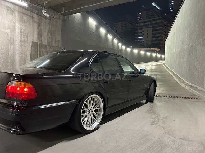 BMW 740-6