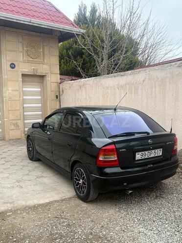Opel Astra-2