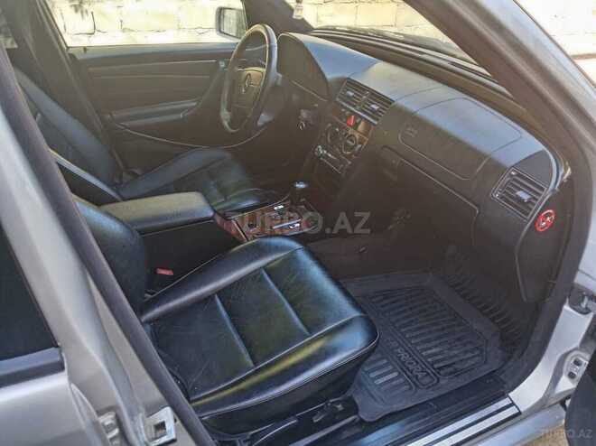 Mercedes C 220-8