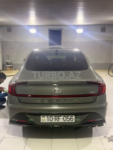 Hyundai Sonata-2