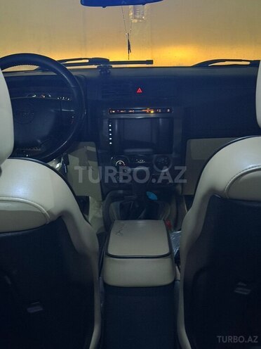 Hummer H3-14