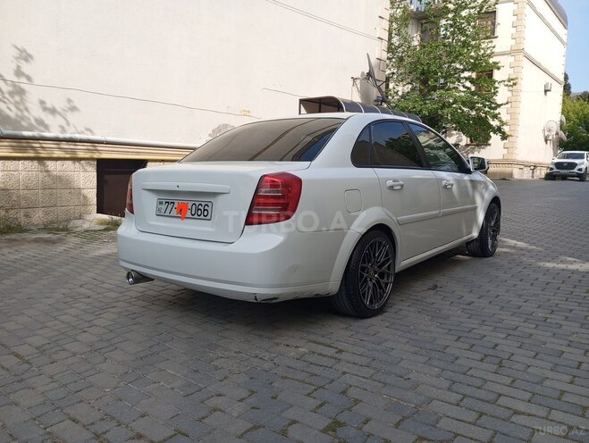 Daewoo Gentra-5