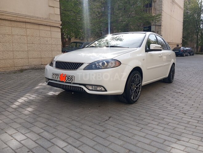 Daewoo Gentra-4