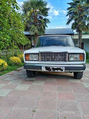 LADA (VAZ) 2107-1