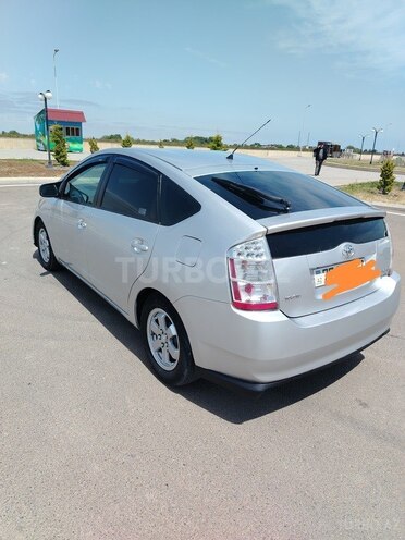 Toyota Prius-6