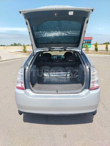 Toyota Prius-9