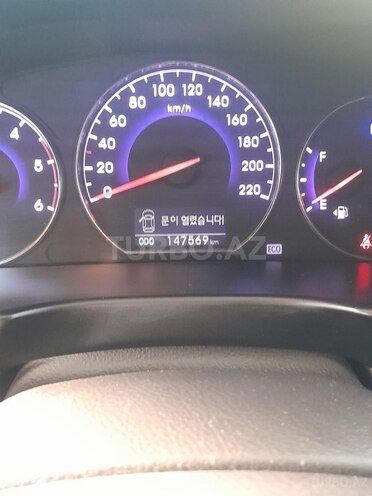 Hyundai Santa Fe-5