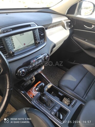 Kia Sorento-7