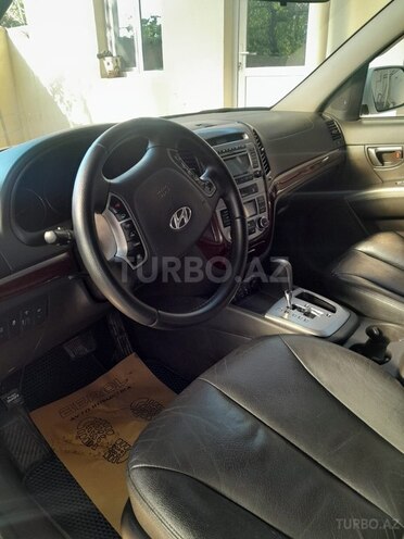 Hyundai Santa Fe-6