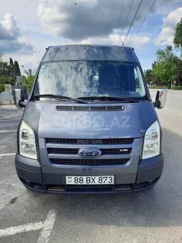 Ford Transit-1