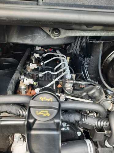 Ford Transit-11