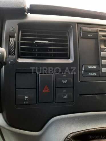 Ford Transit-9