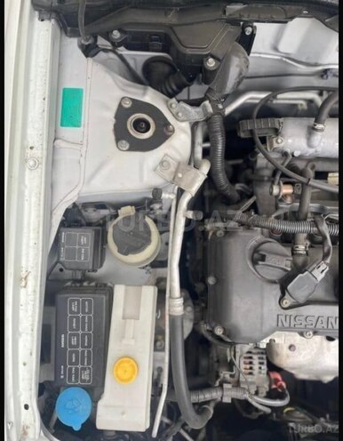 Nissan Sunny-4