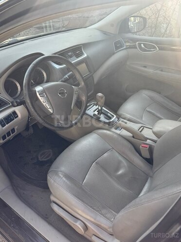 Nissan Sentra-6