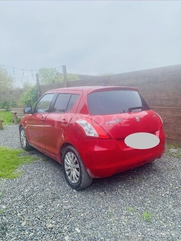 Suzuki Swift-2