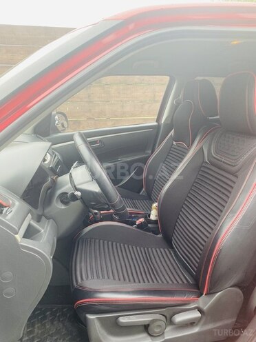 Suzuki Swift-6