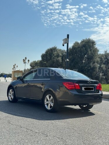 Chevrolet Cruze-6