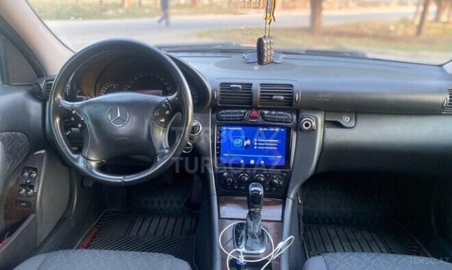 Mercedes C 230-3