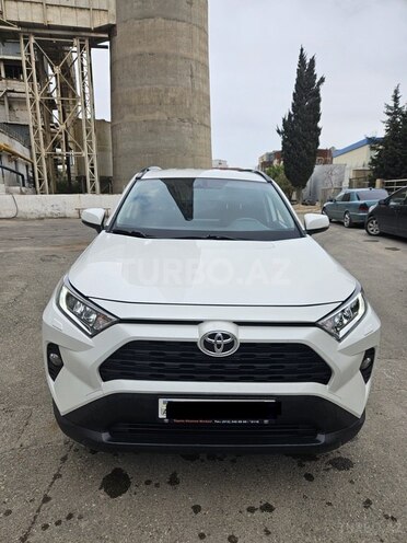 Toyota RAV4-6