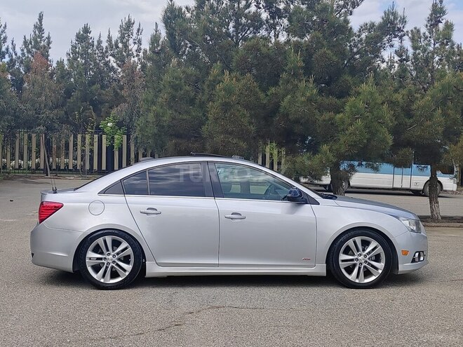 Chevrolet Cruze-10