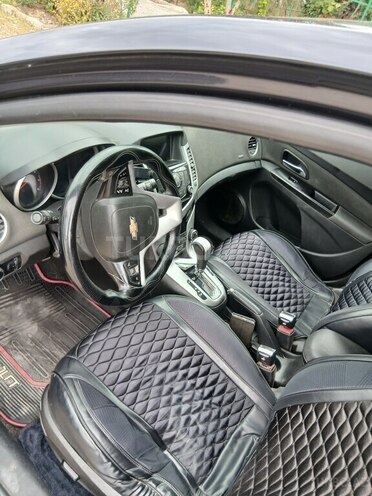 Chevrolet Cruze-4
