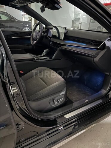 Toyota Camry-12